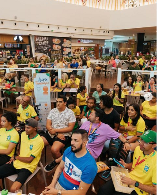 Uberlândia Shopping transmite Jogos da Copa do Mundo na Praça de Alimentação