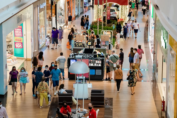 Uberlândia Shopping comemora chegada de novas marcas