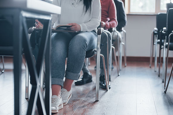 Retomada das aulas presenciais traz otimismo aos comerciantes no entorno da UFU