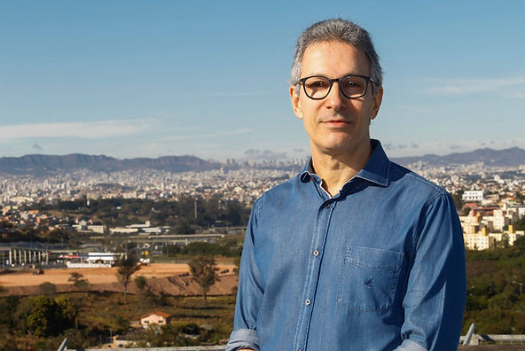Revista “HUB Club DNA dos vencedores” terá como capa o governador Romeu Zema