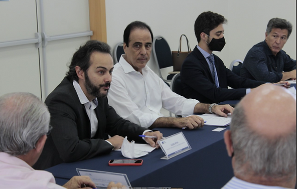 CDL Uberlândia estuda proposta legislativa que prevê a dispensa de alvarás e licenças para empresas