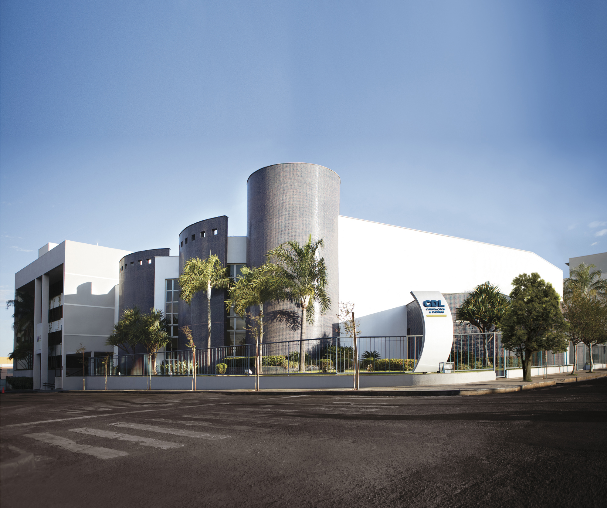 CDL Uberlândia abre inscrições para cursos presenciais voltados a empresários e profissionais 