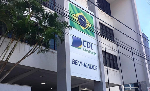 Fundação CDL Uberlândia divulga oportunidades para emprego e estágio