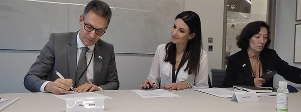 Romeu Zema firma parceria com Anglo American para investimento de R$4,4 bi em Minas