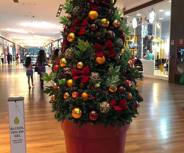 Uberlândia Shopping inaugura decoração de Natal com o tema Fabuloso Bistrô do Noel