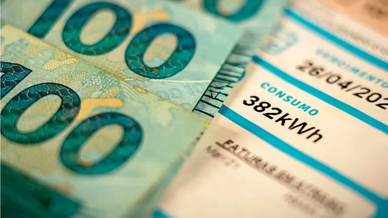 Conta de luz opera com bandeira amarela desde 1º de maio