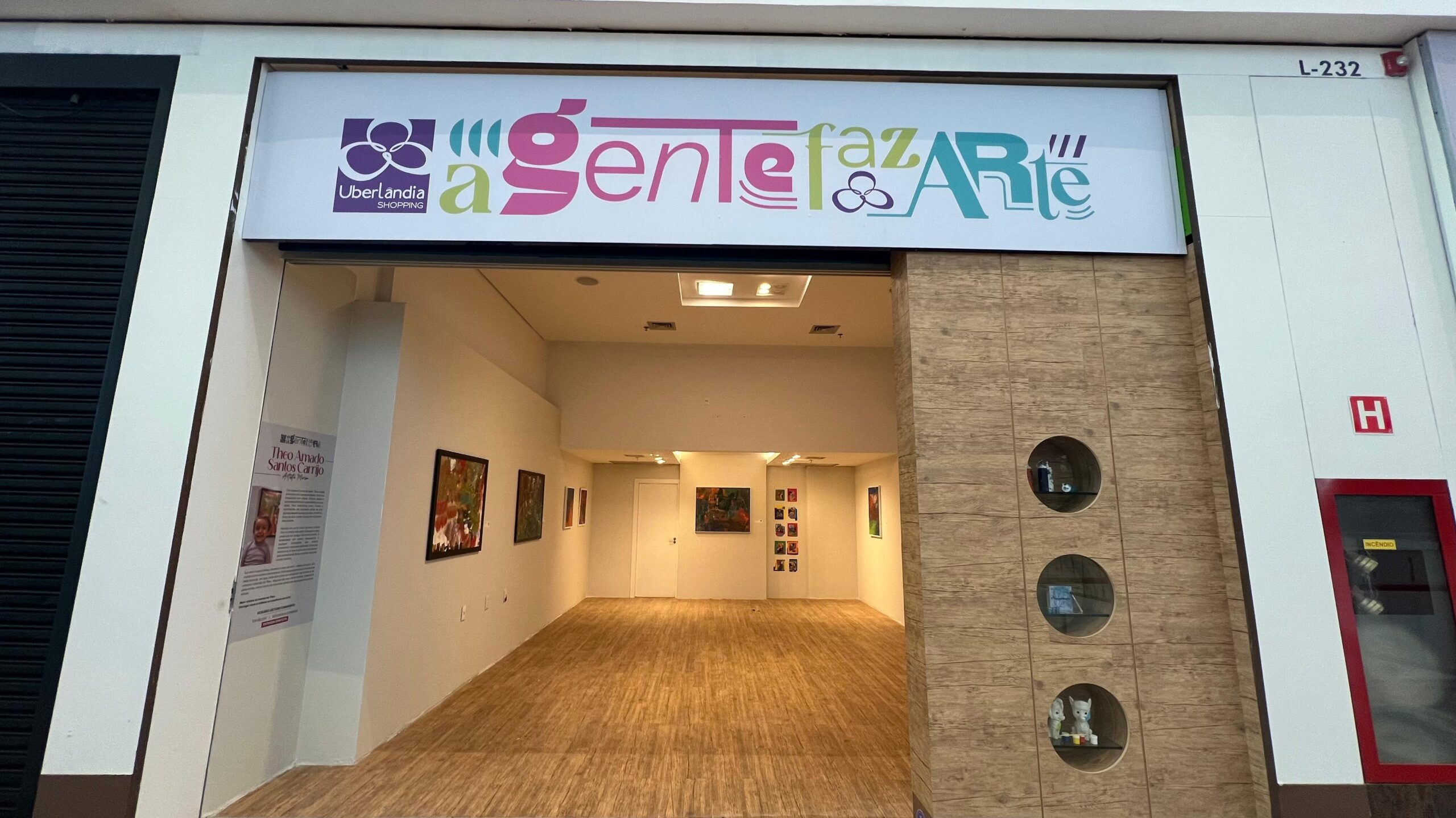 Theo Amado, 3 anos, mostra que arte não tem idade no Uberlândia Shopping