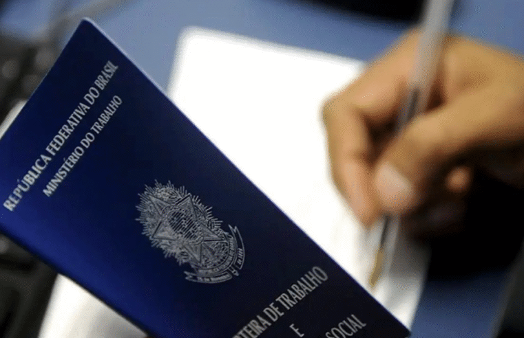 Minas Gerais cria 152 mil empregos em 2025 